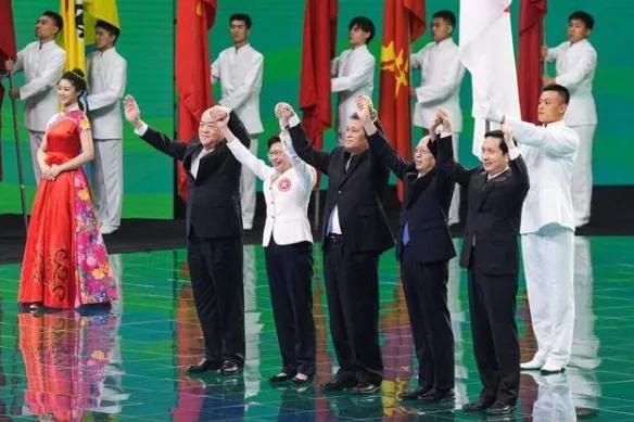 2025年新澳门和香港天天免费精准大全,全面释义、解释和落实和警惕虚假宣-全面释义、解释和落实